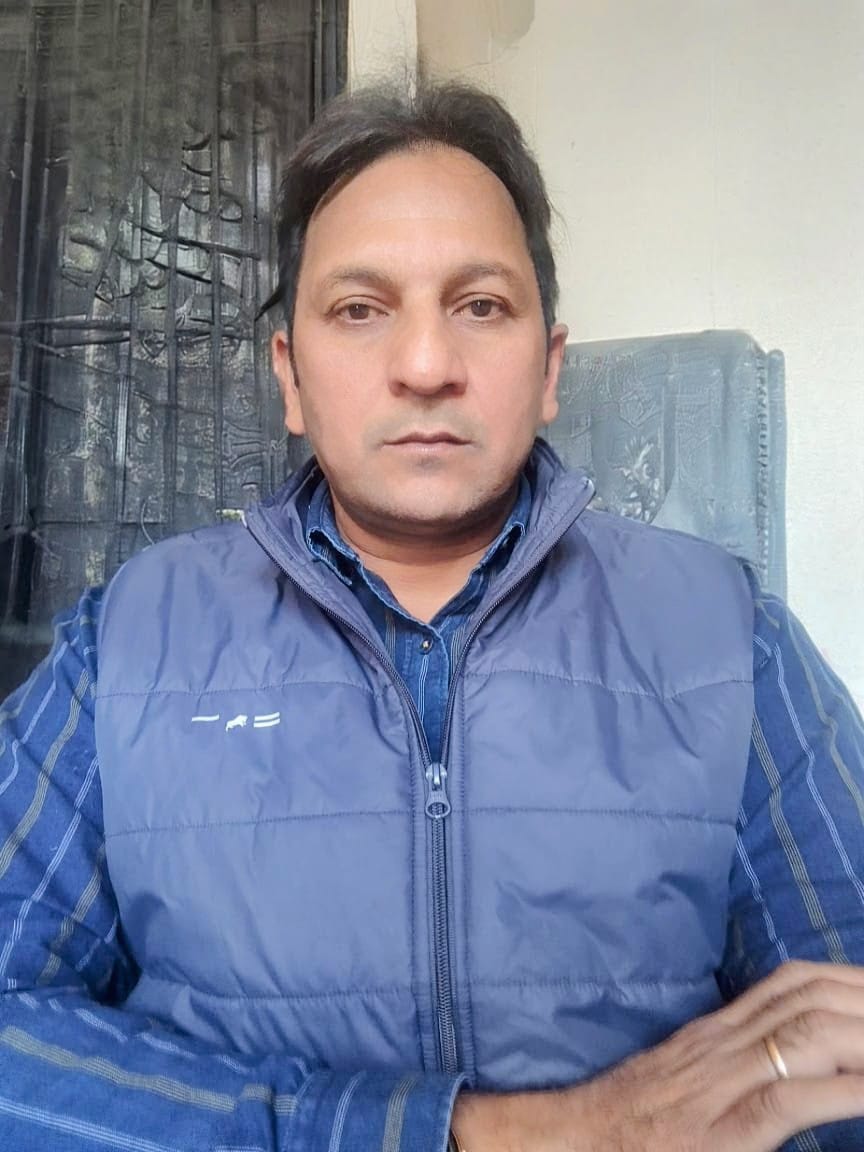 Due to the negligence of the administration, the road from Garhshankar to Nangal has become a bloody road due to the repeated road accidents: Ajaib Singh Boparai